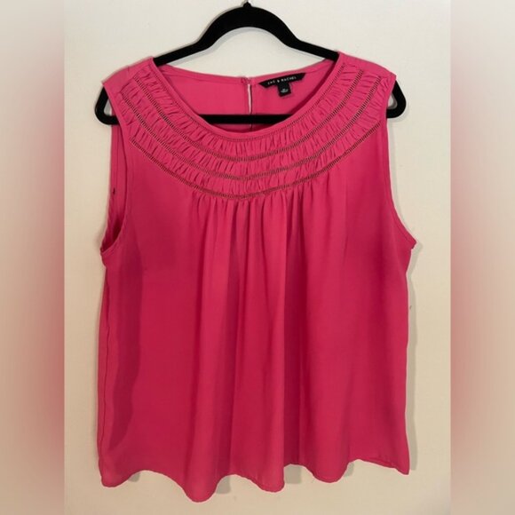Zac & Rachel Tops - ZAC & RACHEL - pink sleeveless flowy blouse with lovely neckline detail - XL